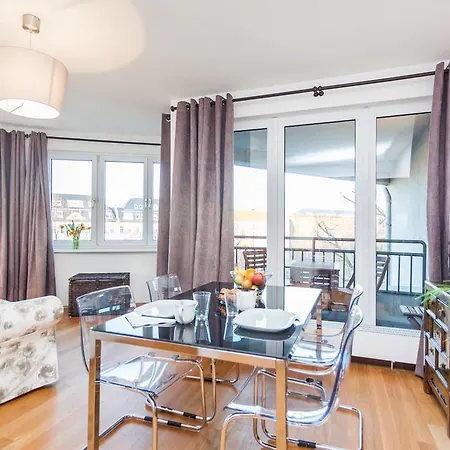 Appartamento The Maybach - Rooftop Living Xberg, 1br, 1 Living Room, Group & Family Friendly, 2 - 4 Guests Berlino