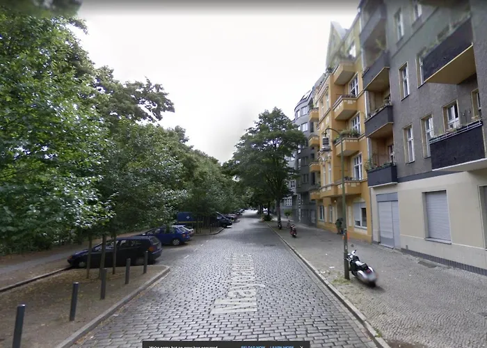 The Maybach - Rooftop Living Xberg, 1br, 1 Living Room, Group & Family Friendly, 2 - 4 Guests Appartamento