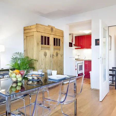 The Maybach - Rooftop Living Xberg, 1br, 1 Living Room, Group & Family Friendly, 2 - 4 Guests * Berlin