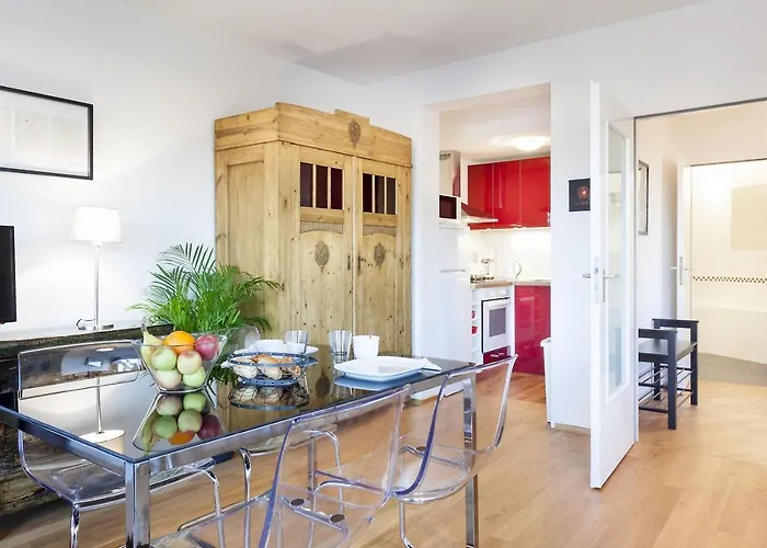 The Maybach - Rooftop Living Xberg, 1br, 1 Living Room, Group & Family Friendly, 2 - 4 Guests * Berlijn