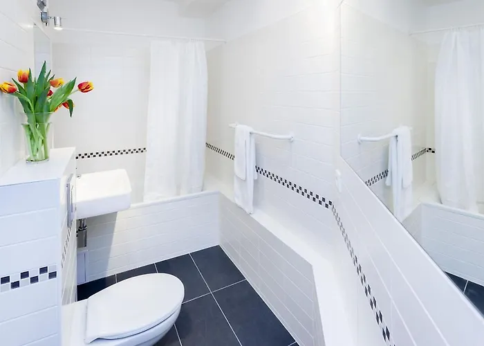 The Maybach - Rooftop Living Xberg, 1br, 1 Living Room, Group & Family Friendly, 2 - 4 Guests Daire