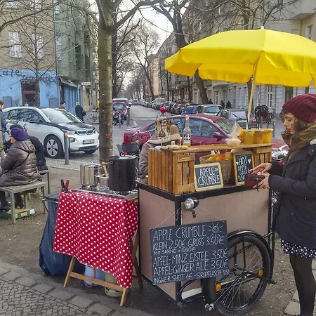 Appartement The Maybach - Rooftop Living Xberg, 1br, 1 Living Room, Group & Family Friendly, 2 - 4 Guests Berlijn